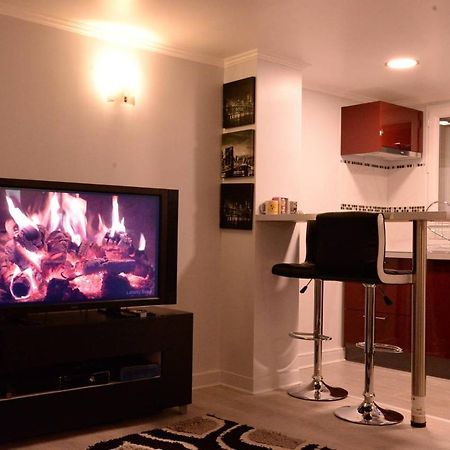 Beau Studio Meuble 2Min Du Moulin Rouge Paris Ngoại thất bức ảnh