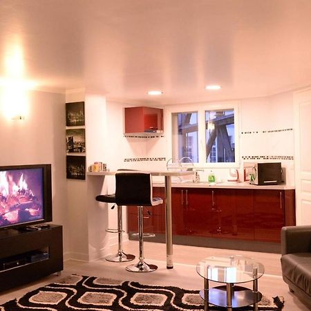 Beau Studio Meuble 2Min Du Moulin Rouge Paris Ngoại thất bức ảnh